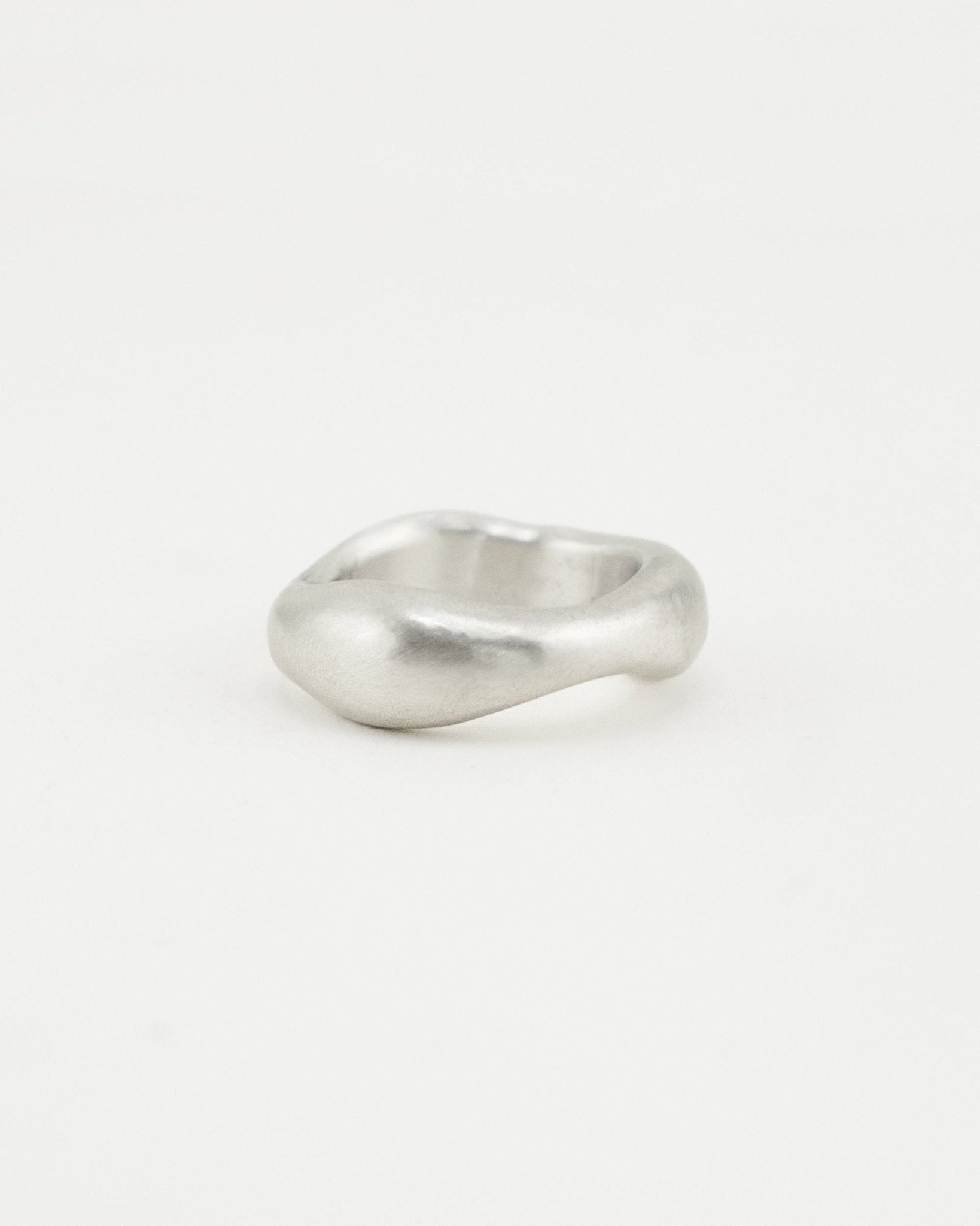 IVES RING - Cklasic Designs