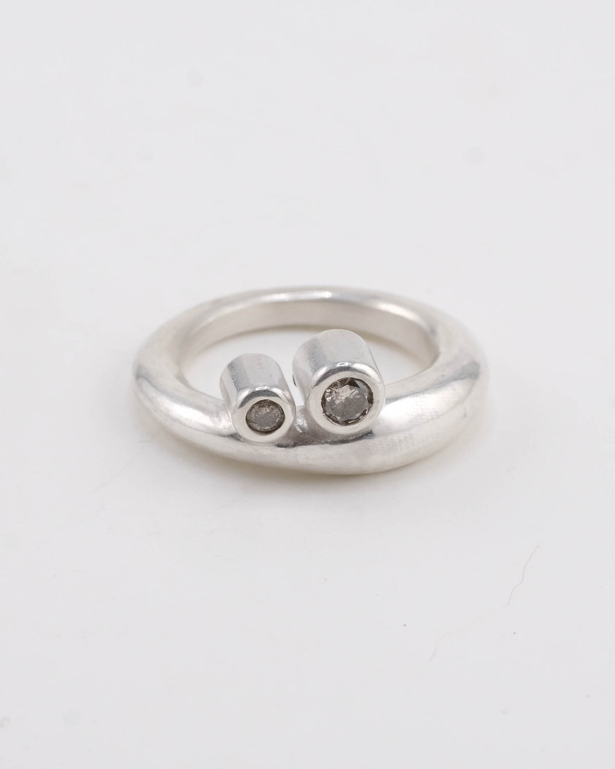 TATE RING