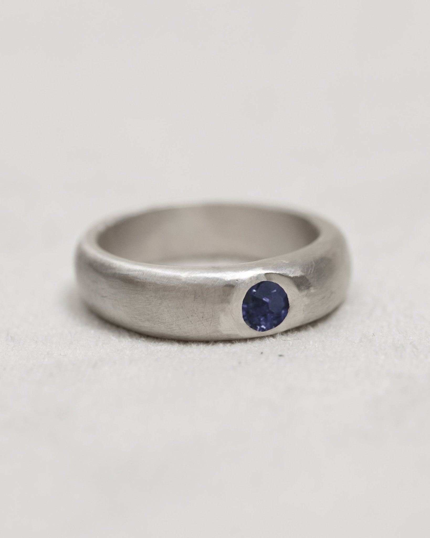 Isla Ring with clean silver band and single stone setting