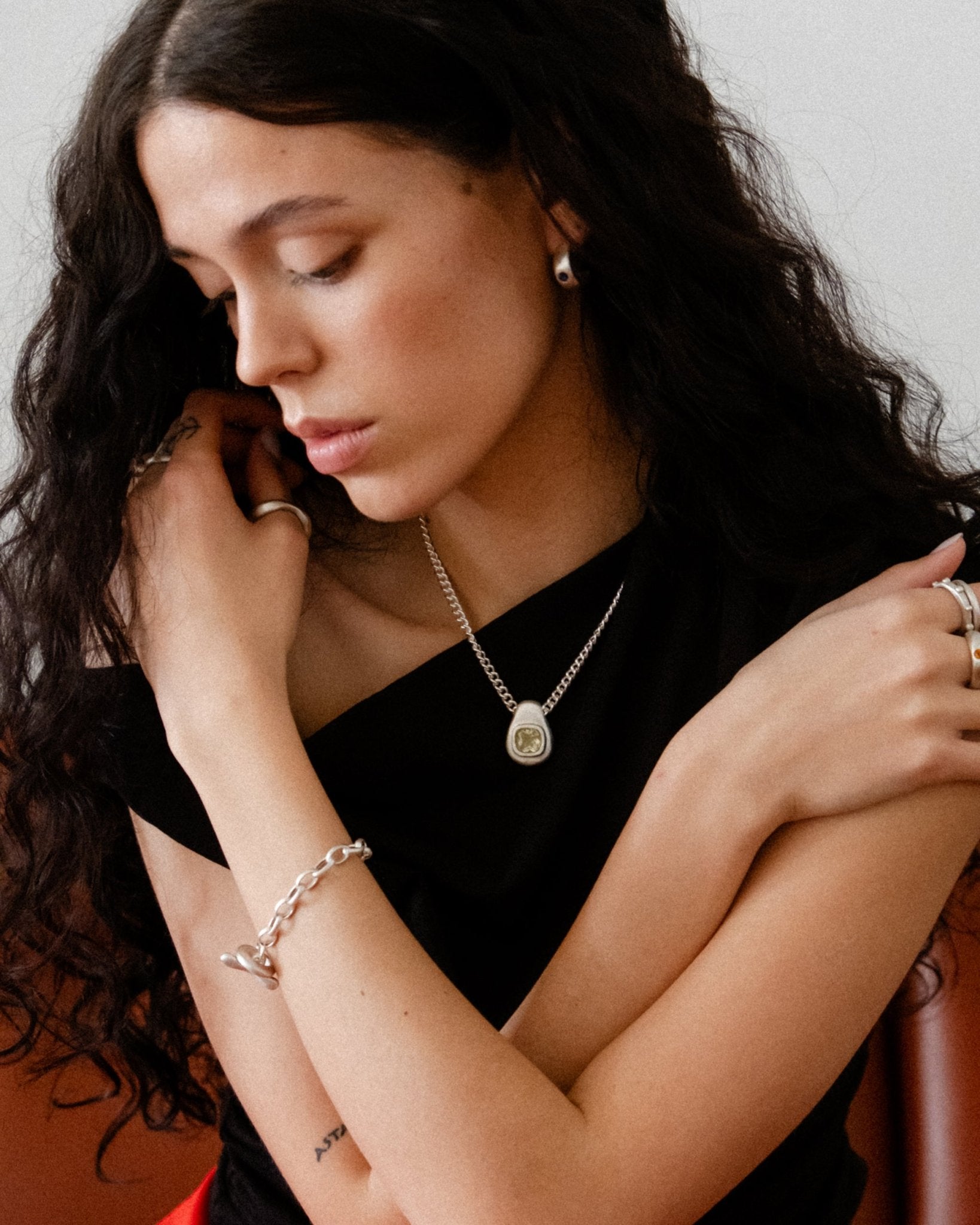 Sterling silver sculptural pendant necklace for daily wear