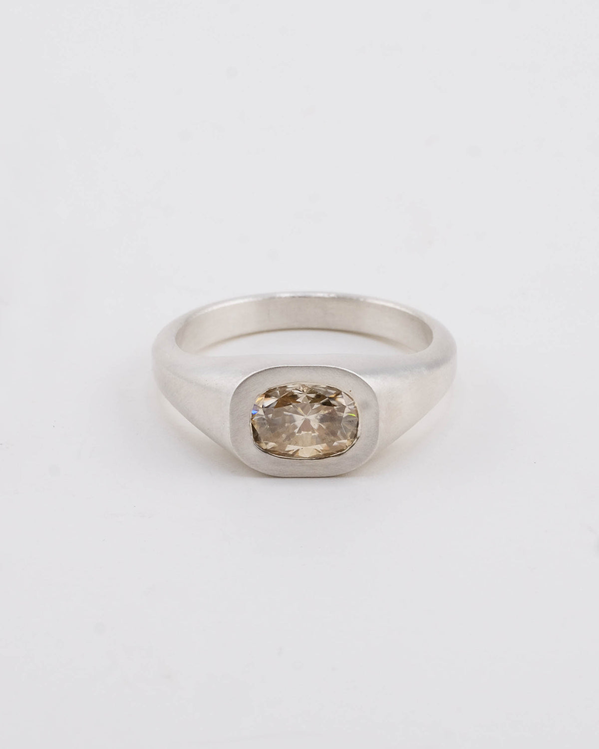EMMA RING