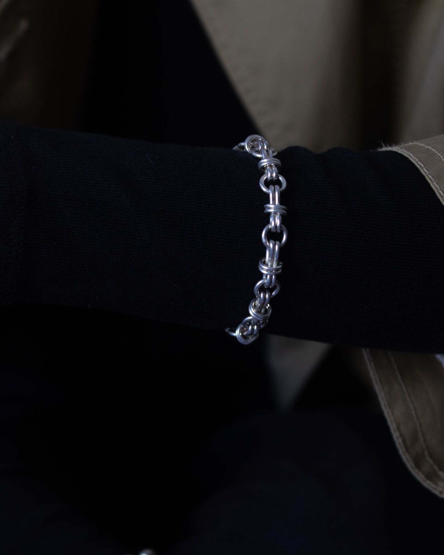 KNOTTED LINK BRACELET