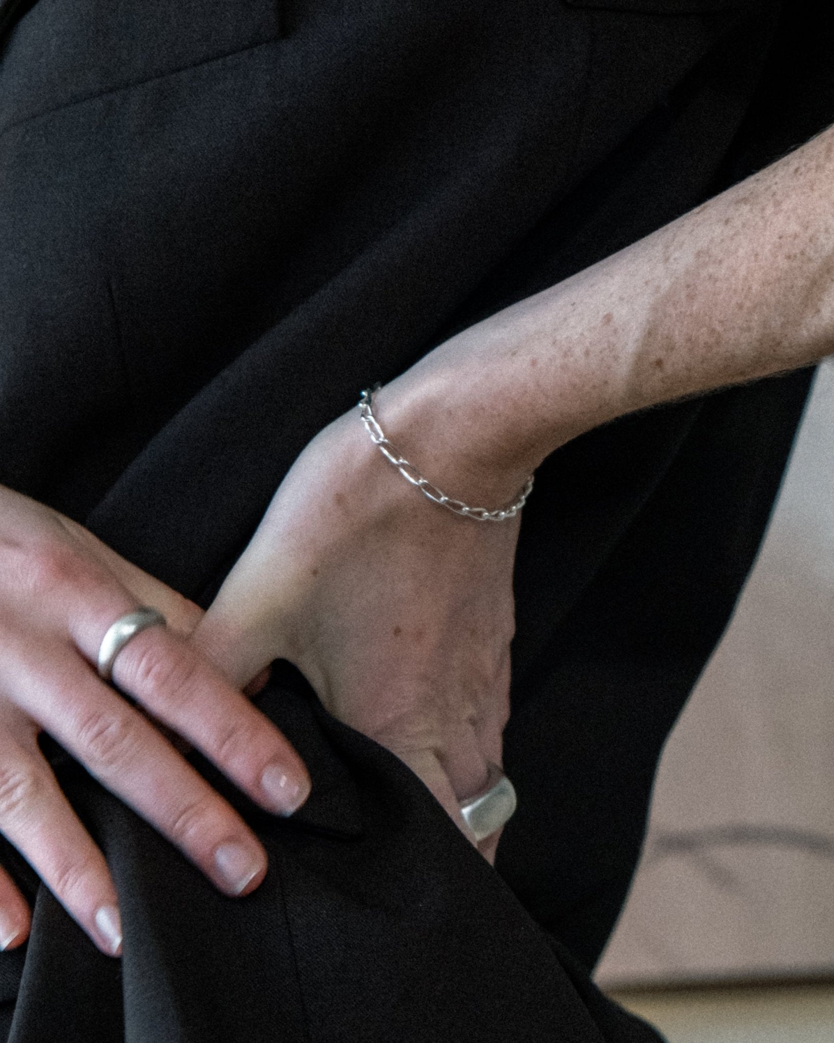 CURB BRACELET - Cklasic Designs