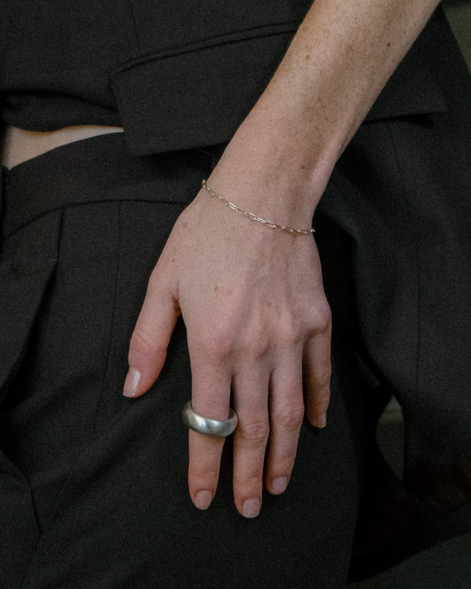 DELICATE PAPERCLIP BRACELET - Cklasic Designs