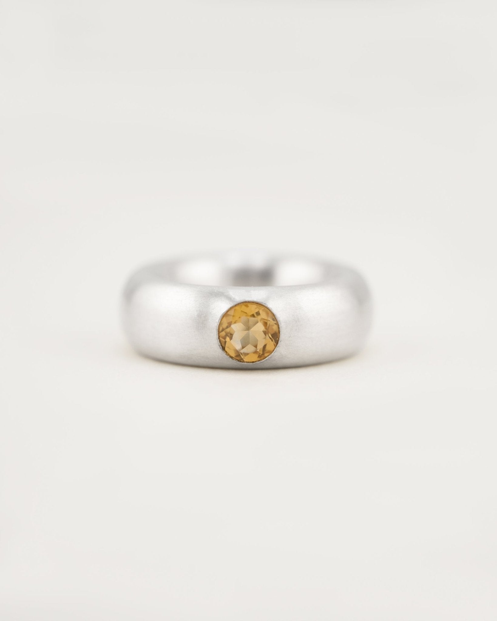 LUNA RING - Cklasic Designs