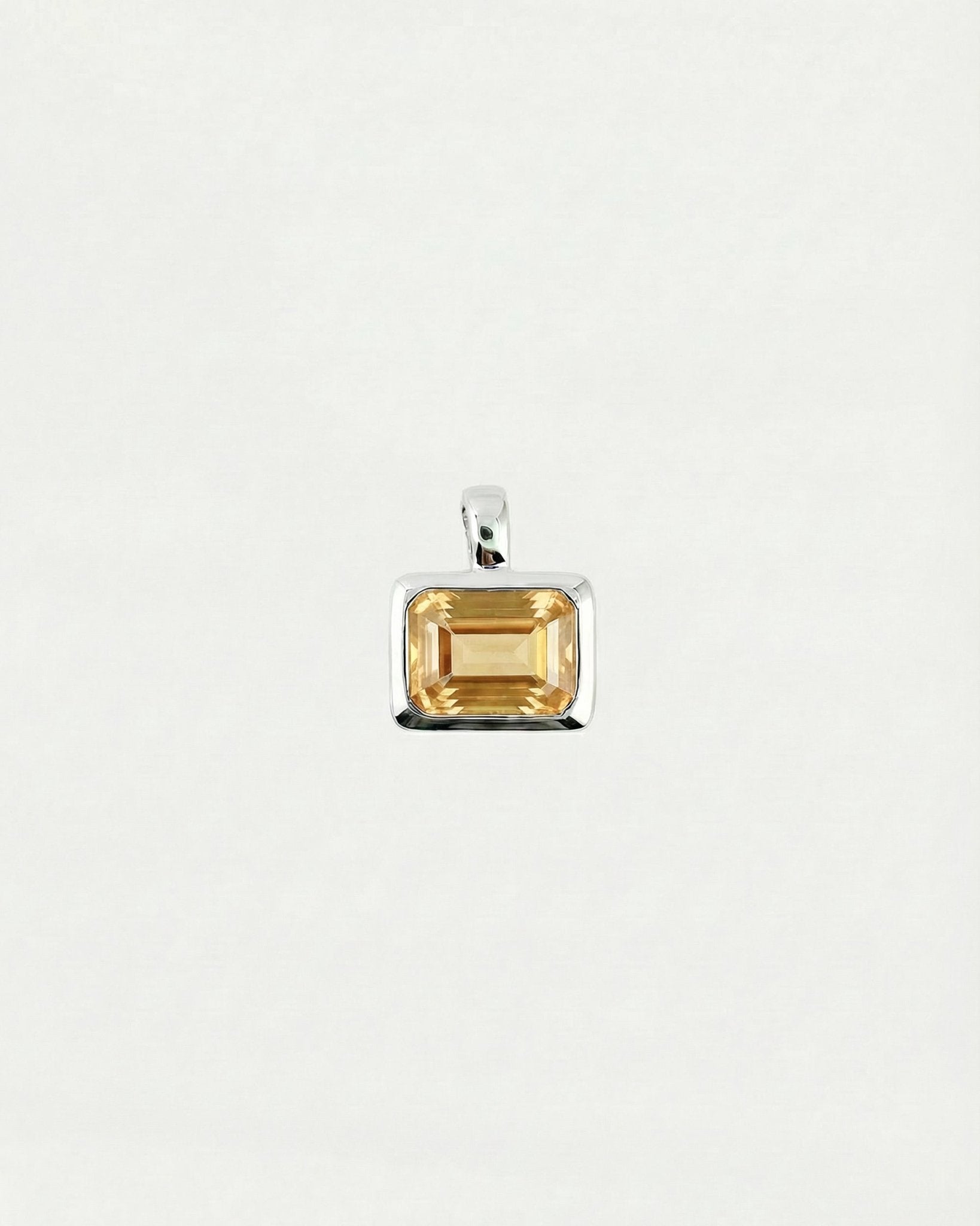 OLIVE PENDANT - Cklasic Designs